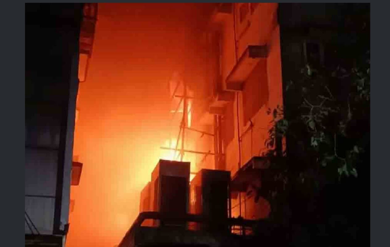 बंगाल में फिर अगलगी, आनंदपुर के बाद अब लेकटाउन में हुआ हादसा