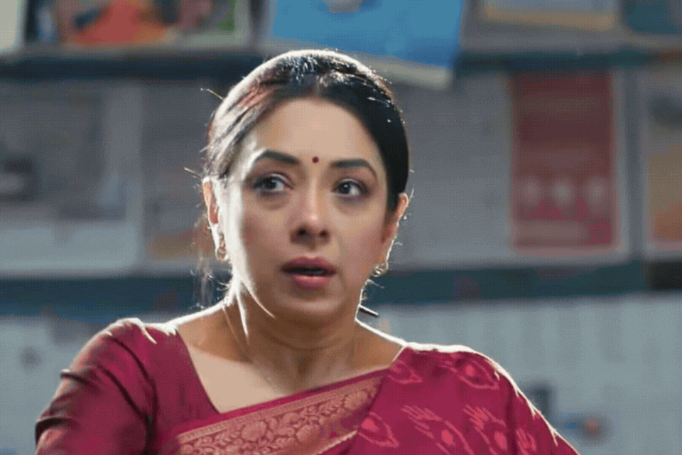 Anupama Maha Twist: चॉल बचाने के लिए रजनी से भिड़ जाएगी अनुपमा, अपनी जान की परवाह किए बिना उठाएगी यह चौंकाने वाला कदम