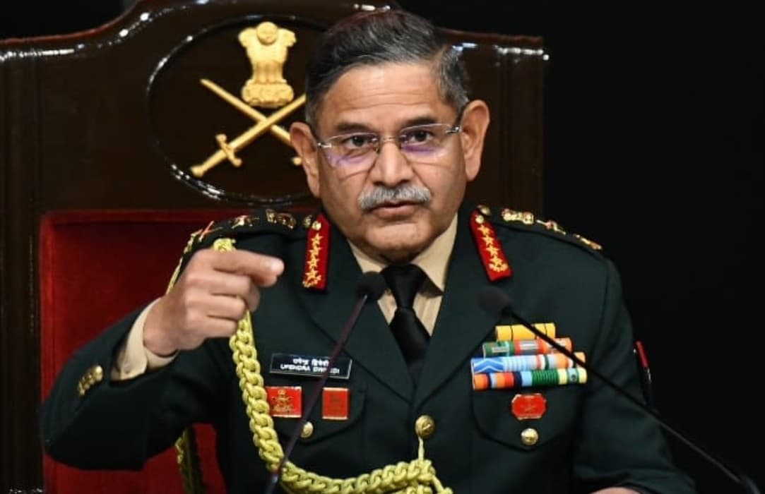 Defense: चीन से लगती सीमा पर हालत स्थिर, लेकिन निगरानी की है जरूरत