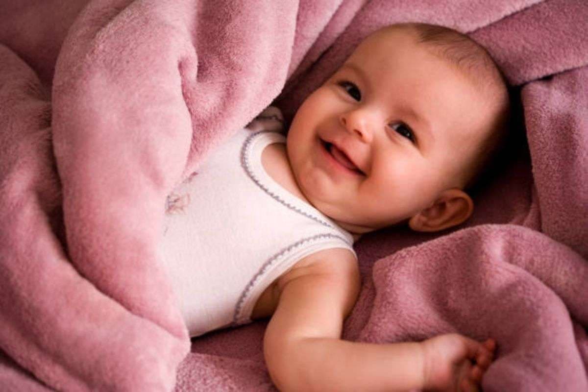 Baby Names with Meaning: अपने बच्चे के लिए ढूंढ रहे हैं खास नाम, तो यहां देखिए बेस्ट नामों की लिस्ट