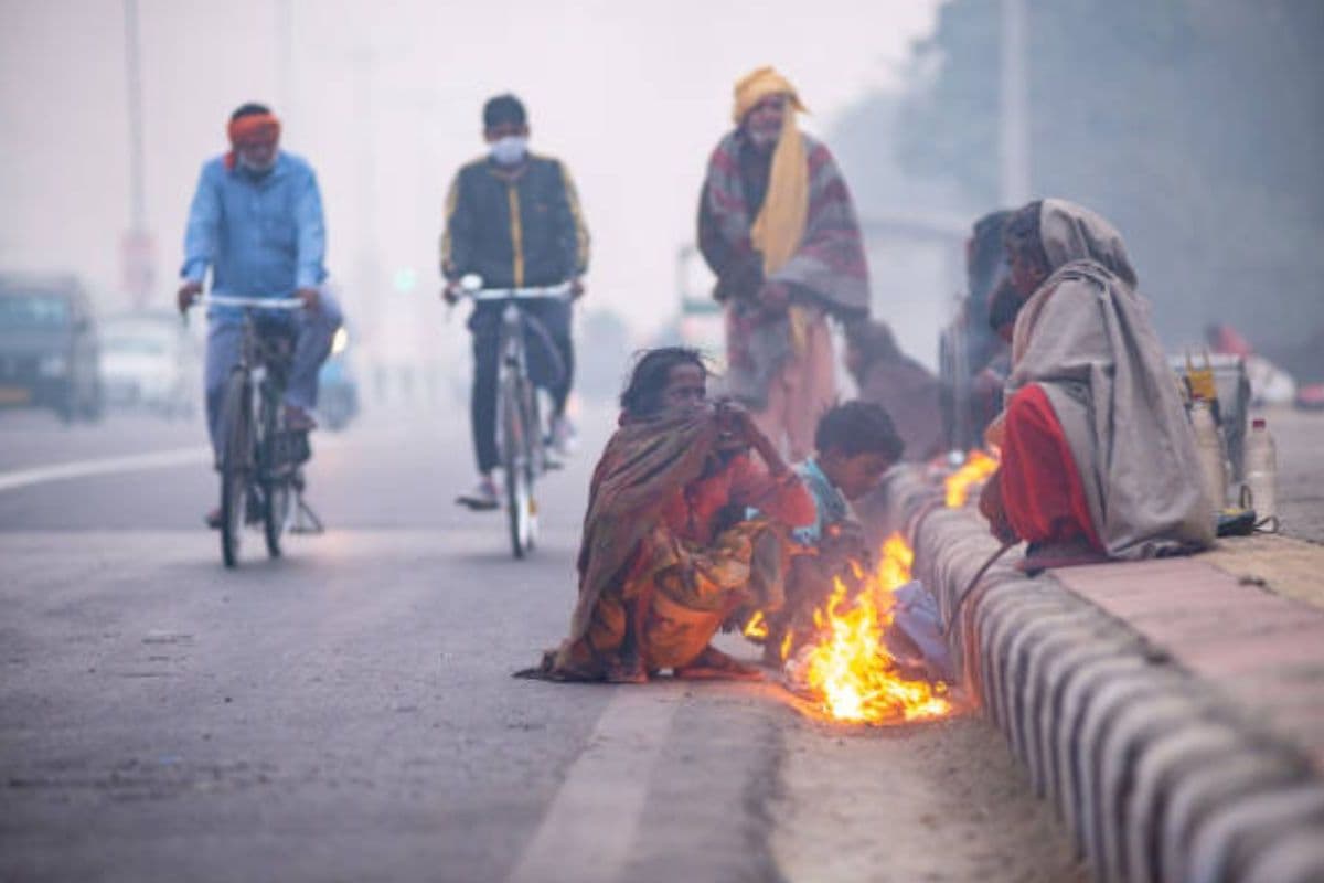 Bihar Ka Mausam: बिहार में फिर ठंड से बढ़ सकती है कनकनी, अगले 48 घंटे के लिए मौसम विभाग की बड़ी चेतावनी