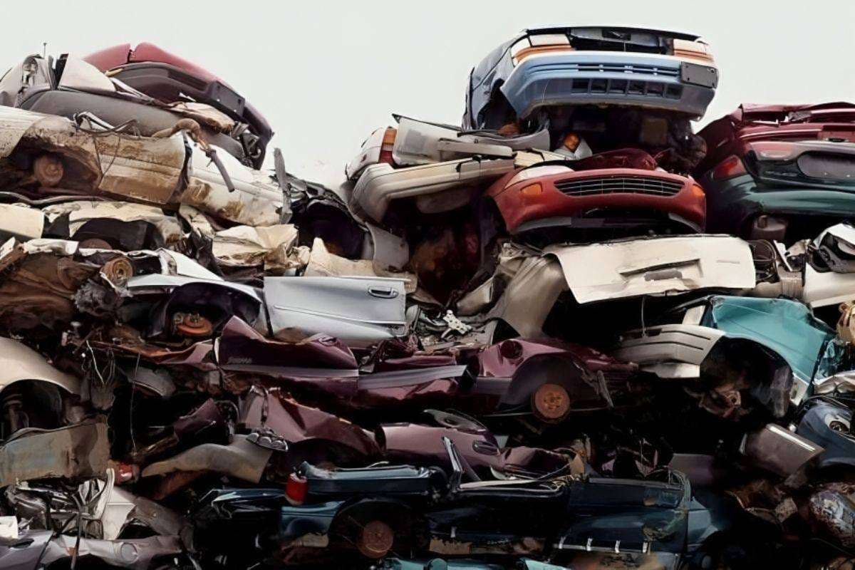 Bihar News: बिहार की सड़कों से हटेंगी 15 साल पुरानी गाड़ियां, नई स्क्रैप पॉलिसी में मिलेगी भारी छूट!