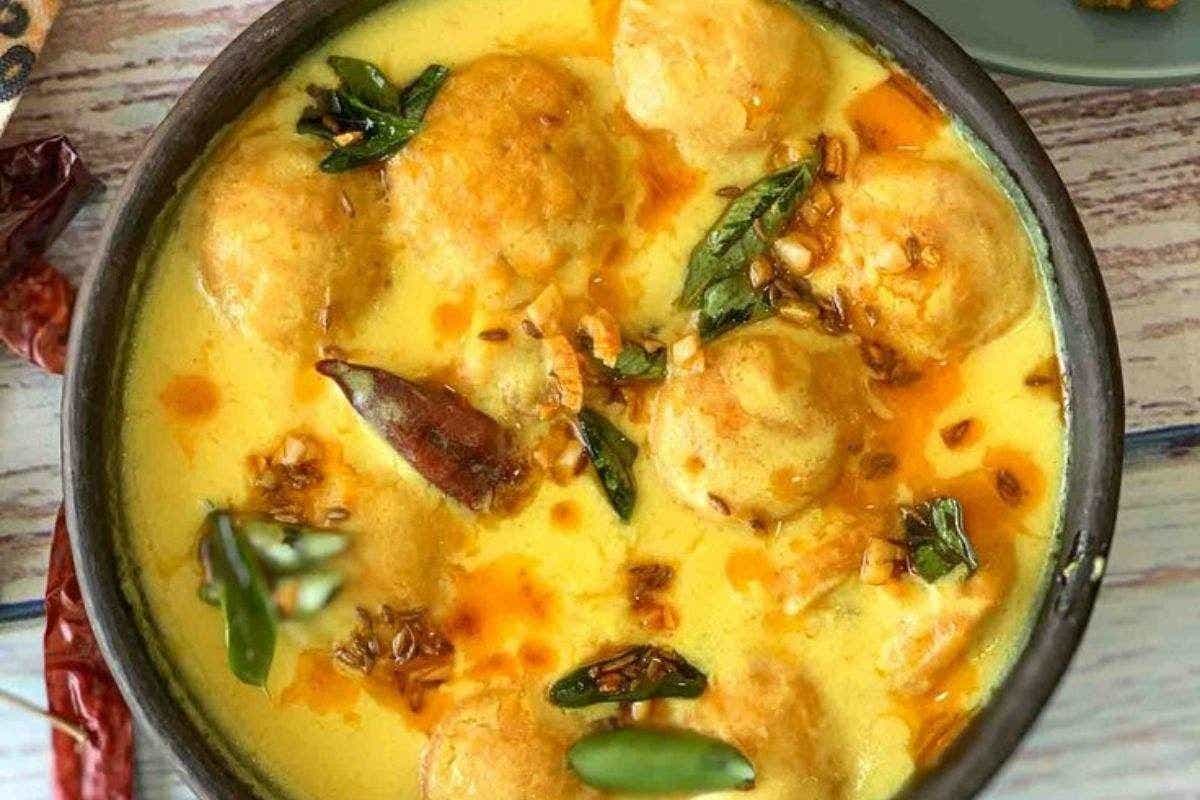 Kadhi Badi Recipe: बची हुई खट्टी दही से बनाएं बिहारी स्टाइल कढ़ी वडी , स्वाद ऐसा कि उंगलियां चाटते रह जाएं