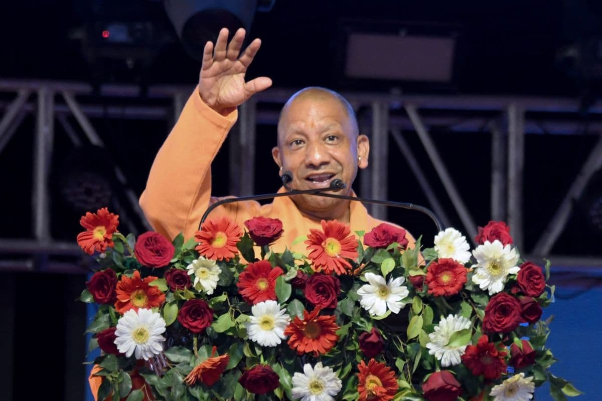 सीएम योगी ने किया सिद्धार्थनगर महोत्सव का शुभारंभ, कहा- उपद्रव से उत्सव की ओर उत्तर प्रदेश