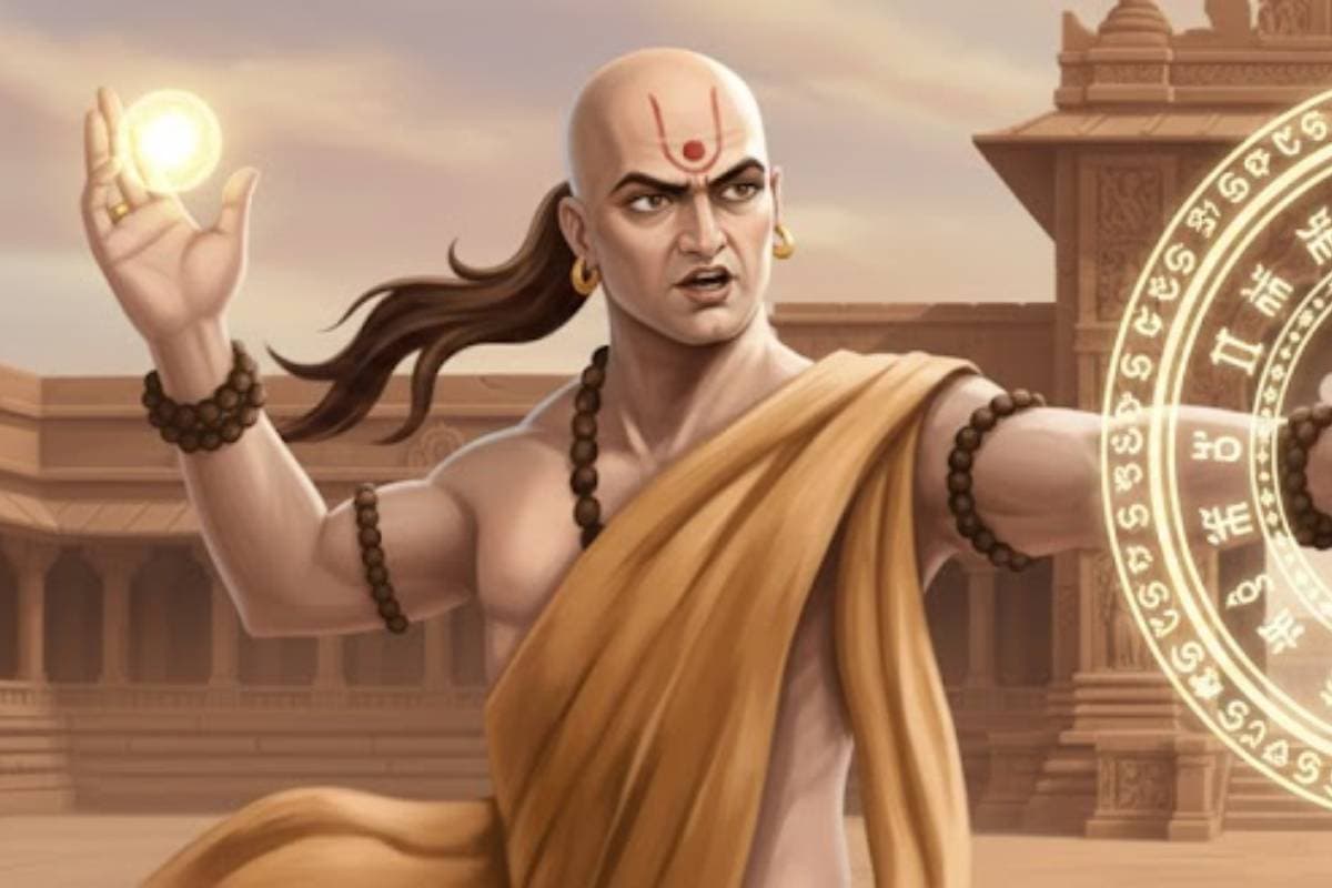 Chanakya Niti: इस एक गलती के कारण माता-पिता बन जाते हैं बच्चे के सबसे बड़े शत्रु