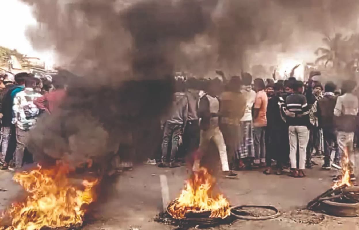 बंगाल के बेलडांगा में औवेशी की पार्टी AIMIM का नेता गिरफ्तार, पुलिस ने बताया मुख्य साजिशकर्ता