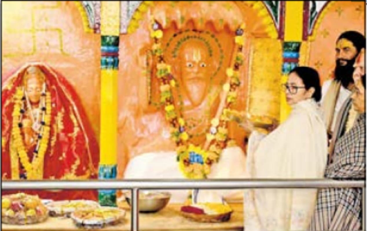 Mamata Banerjee: एसआइआर में काटे जा रहे साधु-संतों के नाम, बोली ममता बनर्जी- यह अन्याय बर्दाश्त नहीं