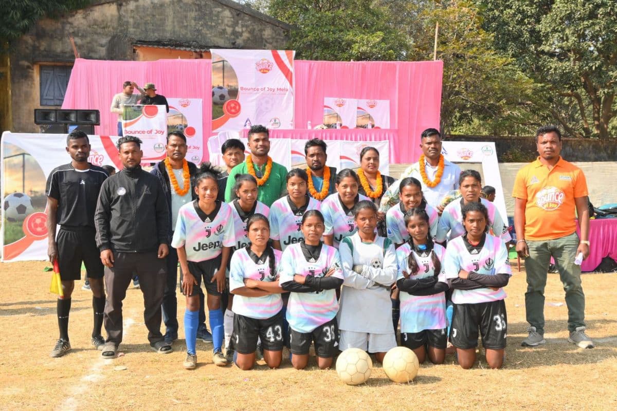 रांची के सिकिदिरी में Bounce of Joy फुटबॉल टूर्नामेंट का आयोजन, 26 टीमों ने लिया हिस्सा