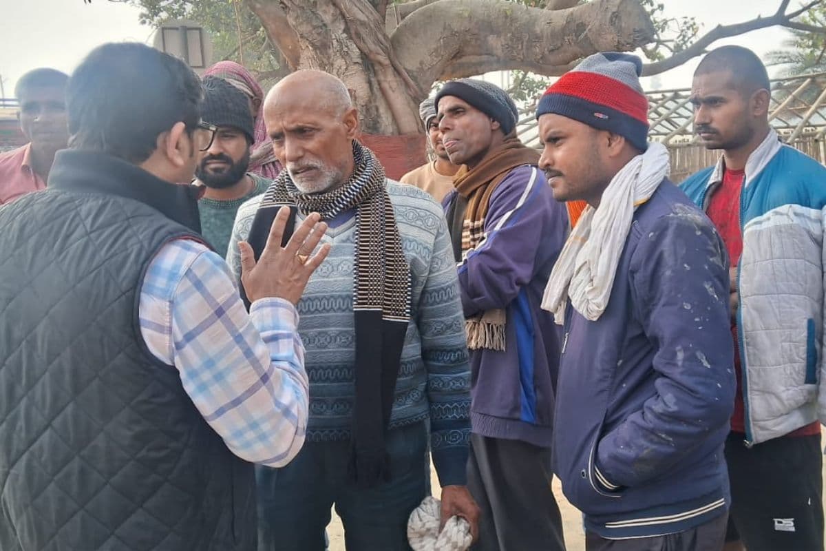 Bihar News: सुल्तानगंज में रुका गंगाजल लिफ्ट परियोजना का काम, किसानों और कंपनी के कर्मियों के बीच हुई तू-तू मैं-मैं