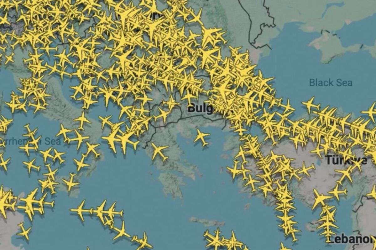 Greece Air Traffic Failure: एयर ट्रैफिक कंट्रोल सिस्टम फेल, पूरे देश की उड़ानें रद्द, हजारों यात्री एयरपोर्ट पर फंसे Greece Air Traffic Failure: एयर ट्रैफिक कंट्रोल सिस्टम फेल, पूरे देश की उड़ानें रद्द, हजारों यात्री एयरपोर्ट पर फंसे