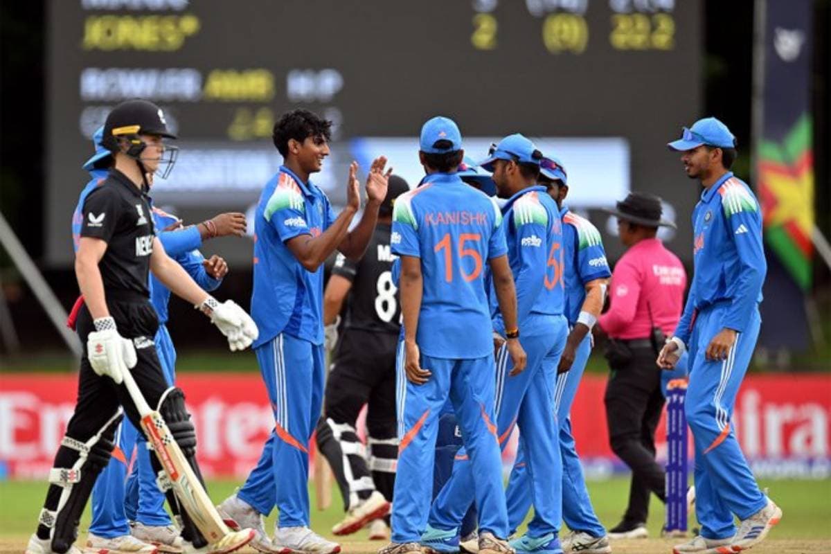 IND U19 vs NZ U19: आयुष और अंबरीश का कमाल, न्यूजीलैंड को हराकर टीम इंडिया की सुपर 6 में एंट्री