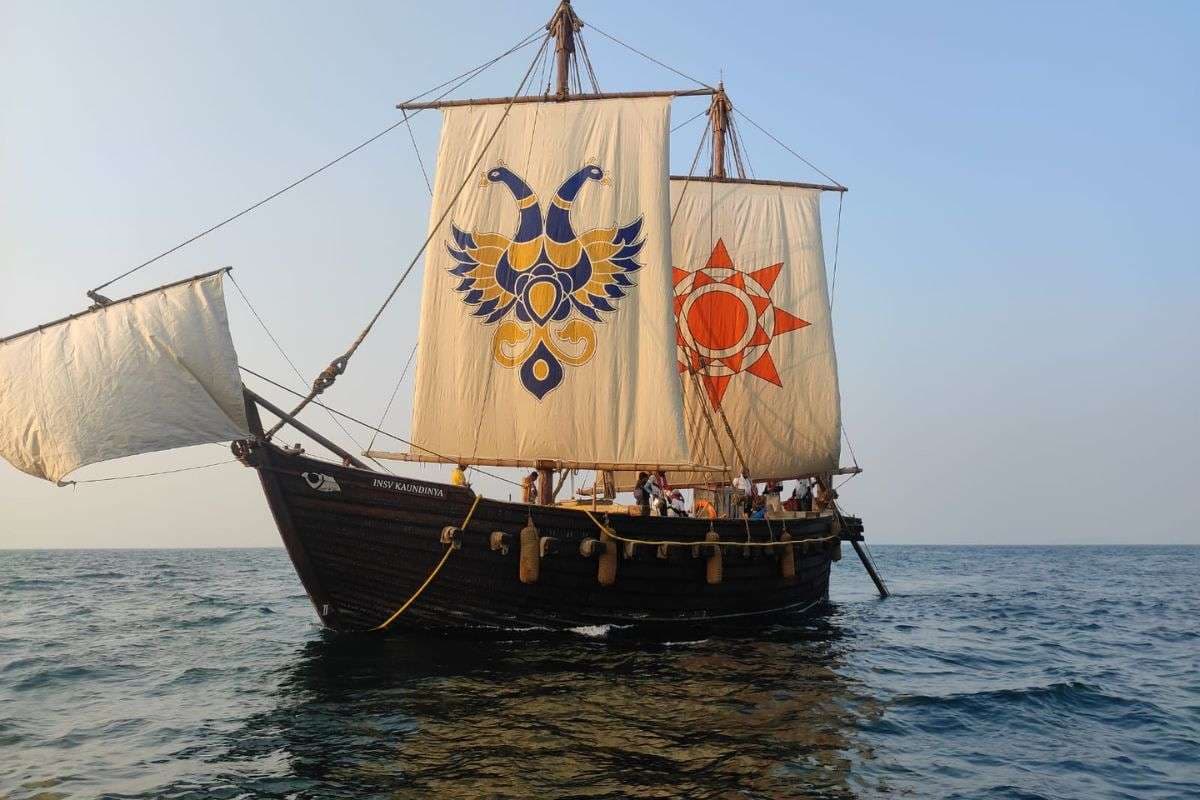 INSV कौंडिन्या मस्कट पहुंचने को तैयार, नौसेना प्रमुख बोले- राष्ट्रीय समुद्री चेतना जगाने वाली है यह यात्रा