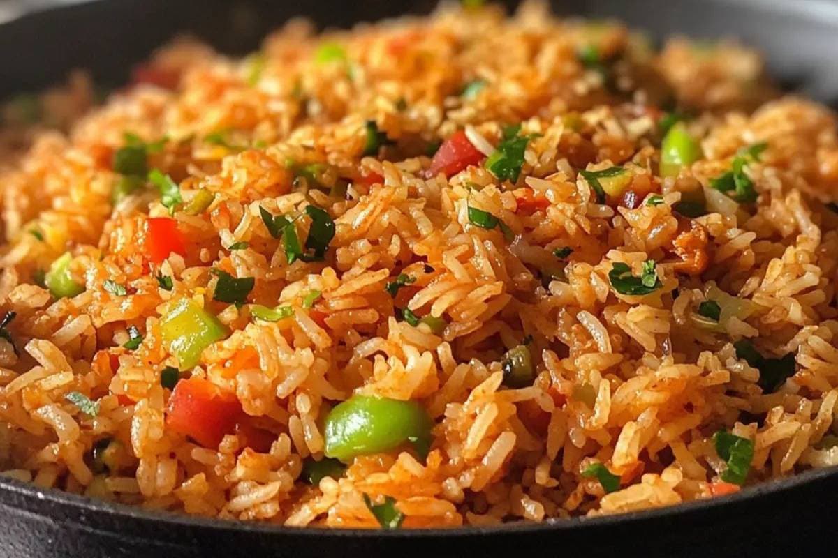 Instant Veg Mexican Rice Recipe: डिनर में ट्राय करें मैक्सिकन राइस – सिर्फ 10 मिनट में पाएं रेस्टोरेंट जैसा स्वाद