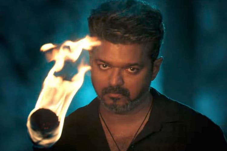 Jana Nayagan Trailer Out: सत्ता के खिलाफ जनता के लिए लड़ाई लड़ेंगे विजय, 'जन नायकन' के ट्रेलर ने इंटरनेट पर मचाई हलचल