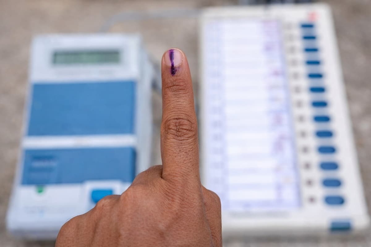 Jharkhand Civic Elections: झारखंड में निकाय चुनाव का आज बजेगा बिगुल, दोपहर 2 बजे होगा ऐलान