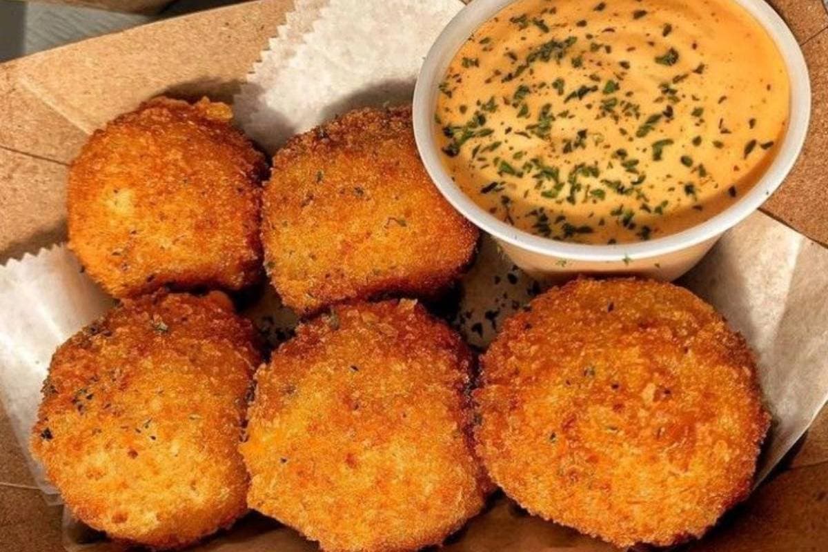 Kurkure Veg Appe Recipe: नाश्ते के लिए ट्राई करें कुरकुरे वेज अप्पे - सभी खाएंगे बड़े मजे से