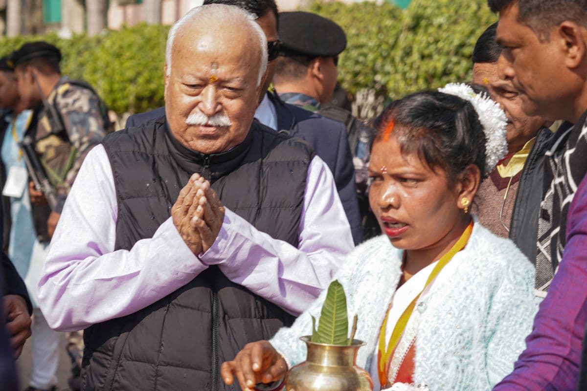 Ranchi: RSS प्रमुख मोहन भागवत ने आदिवासी नेताओं से बंद कमरे में की बात, पेशा कानून पर बड़ी चर्चा