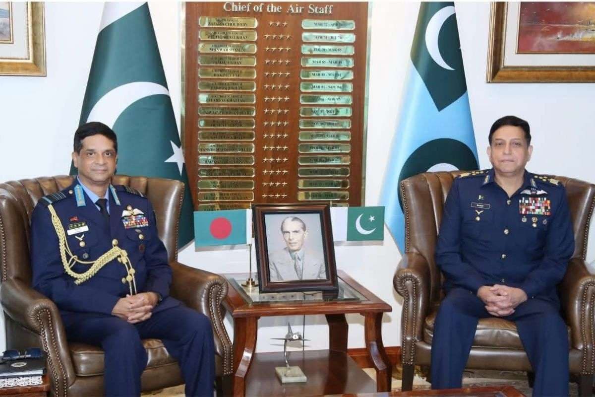 बांग्लादेश को JF-17 ही नहीं, मुश्शाक एयरक्राफ्ट भी बेचेगा पाकिस्तान, इस्लामाबाद में हुई मीटिंग में डील डन!