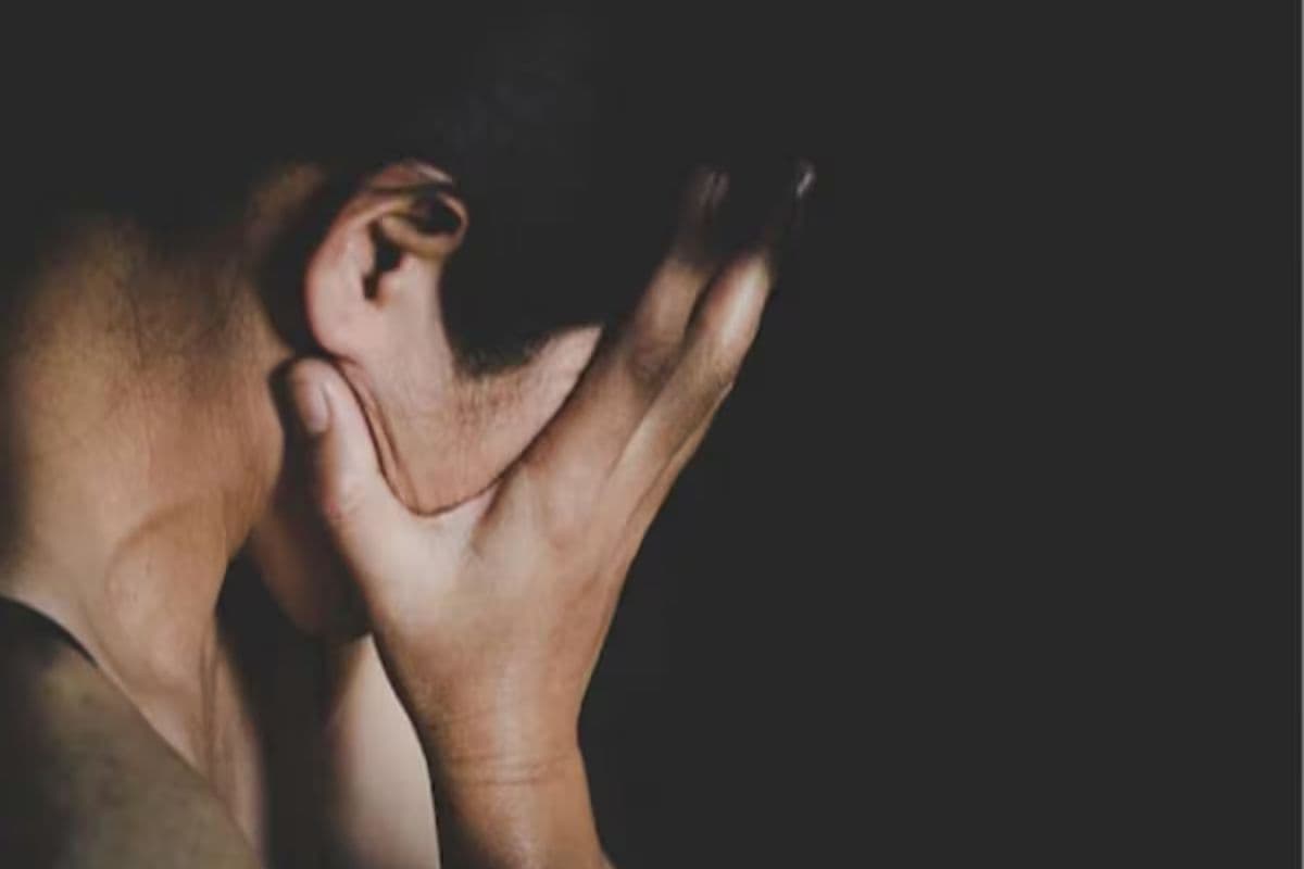 पटना में सरेआम दारोगा की बेटी से छेड़खानी, भाई को बीच सड़क पीटा, पुलिस के सामने दी धमकी