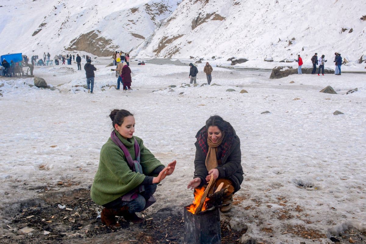 Rain And Snowfall: बारिश और बर्फबारी की संभावना, कश्मीर के लिए IMD ने जारी किया अलर्ट