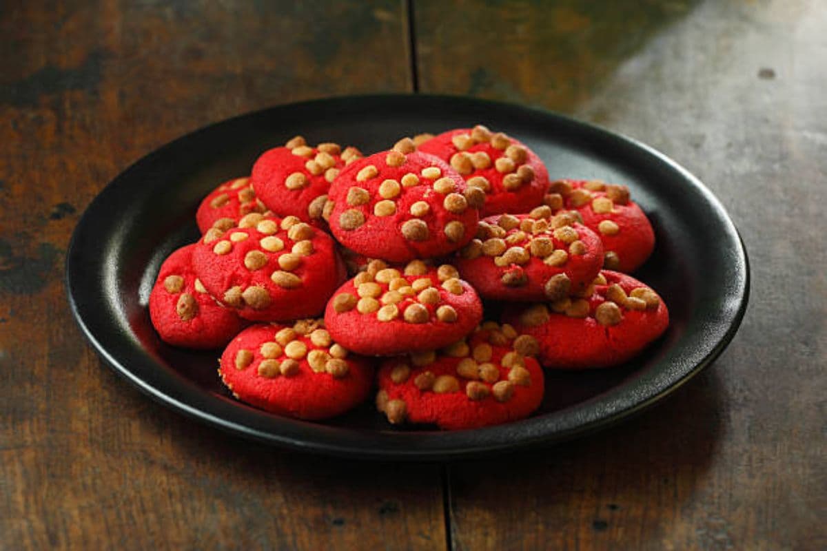 Red Velvet Cookies Easy Recipe in Hindi