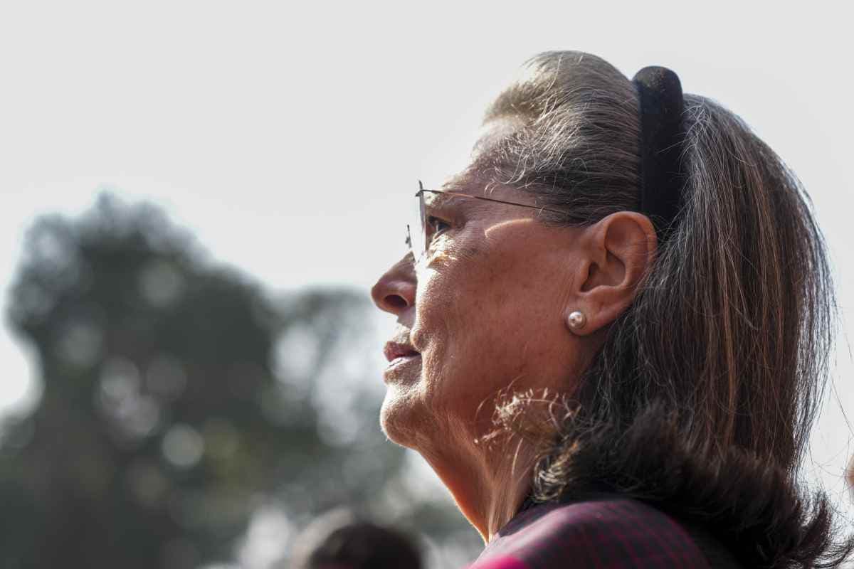 सोनिया गांधी अस्पताल में भर्ती, जानें कैसी है तबीयत