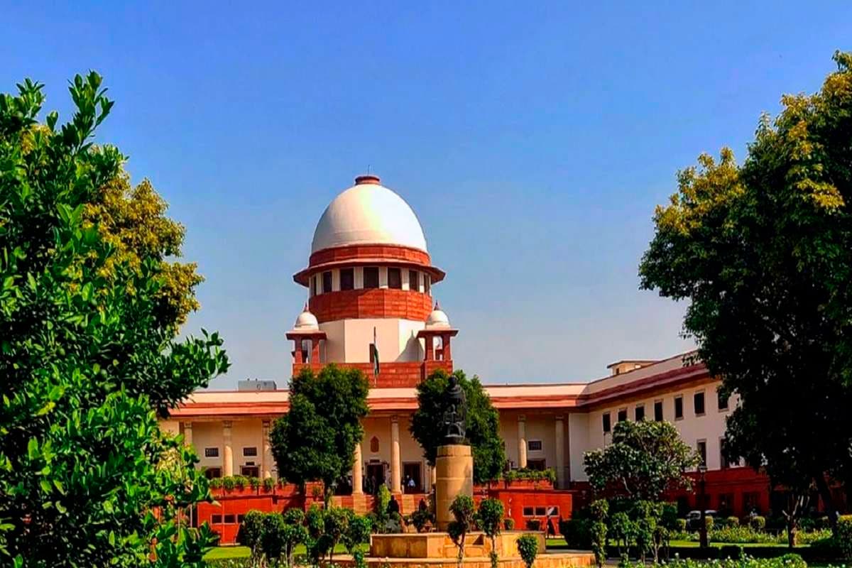 EPF Salary Limit: ईपीएफ वेतन सीमा में बदलाव पर 4 महीने में फैसला करे सरकार, सुप्रीम कोर्ट का आदेश