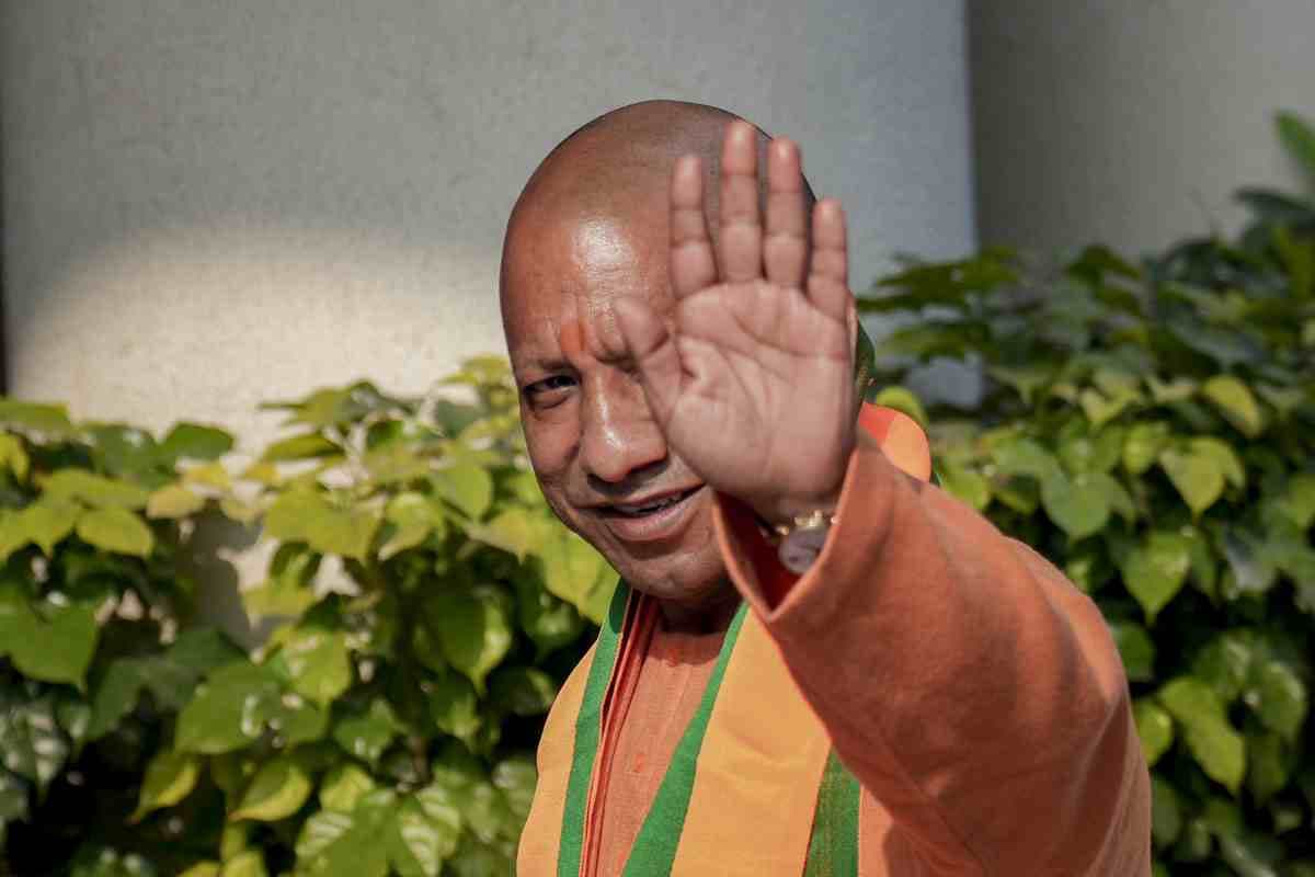 Yamuna Expressway : योगी सरकार का मेगा पुश, यमुना एक्सप्रेसवे पर 65 से अधिक औद्योगिक इकाइयों को भूमि आवंटन