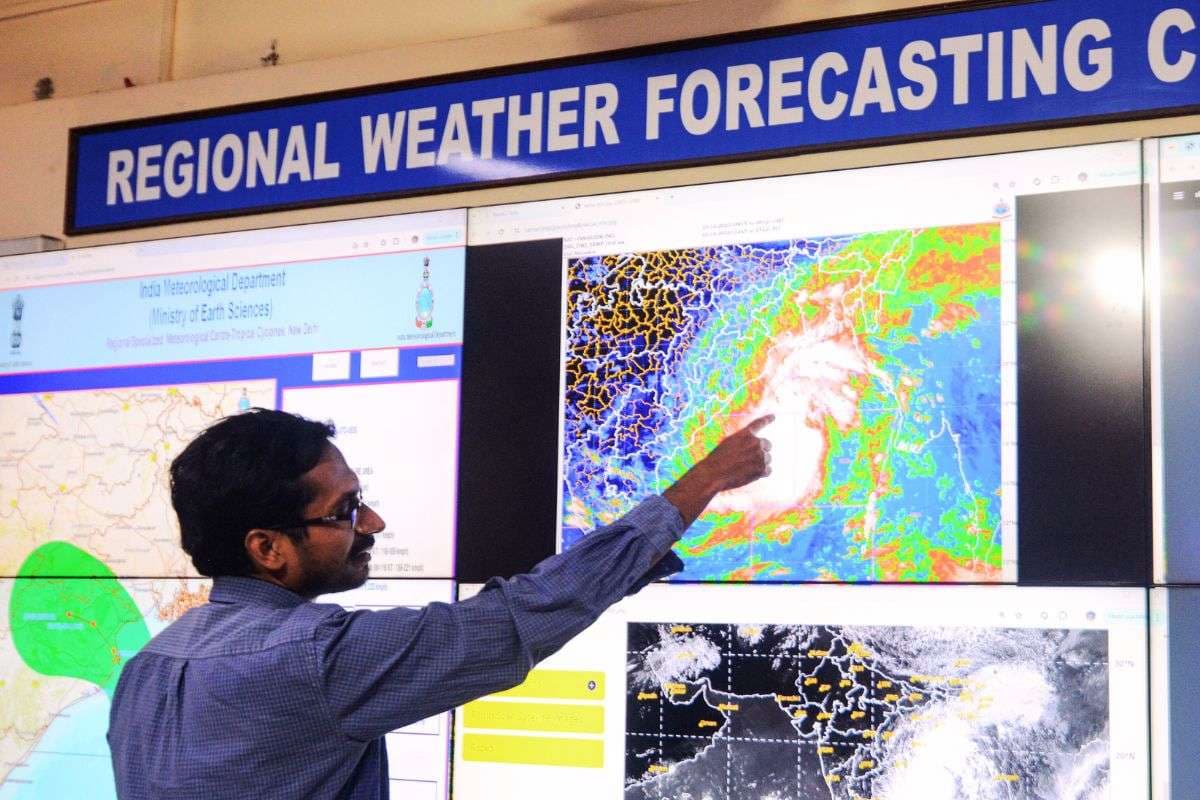 Weather Kolkata Today: 18 वर्ष बाद नये साल का पहला दिन रहा सबसे सर्द