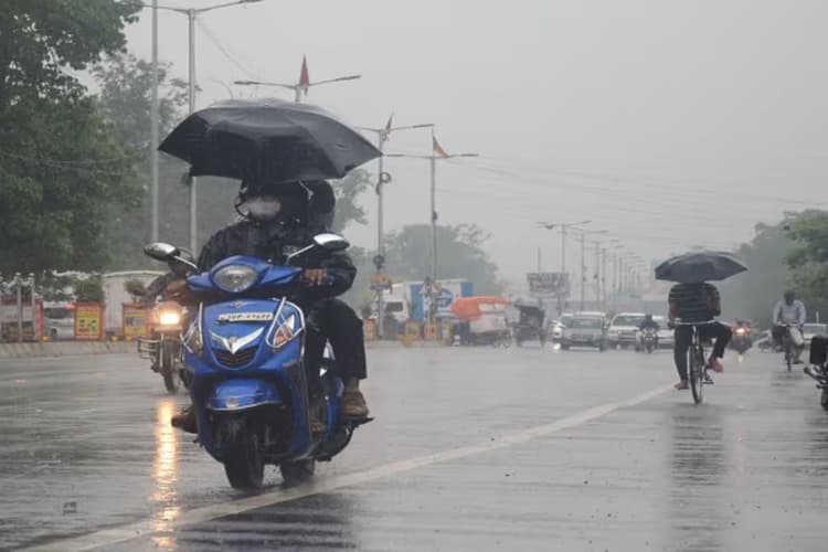 Bihar Ka Mausam: बिहार में ठंड के बीच झमाझम बारिश का अलर्ट, इन 5 जिलों में चलेगी 30-40 किमी प्रति घंटे की स्पीड से हवा
