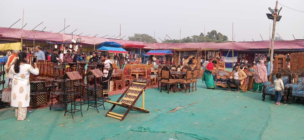 गांधी मैदान में शिल्प उत्सव मेला बना आकर्षण का केंद्र