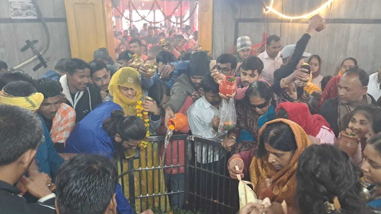 Samstipur : पूजा अर्चना से हुई नववर्ष की शुरुआत, देर रात तक जश्न में डूबे रहे शहरवासी