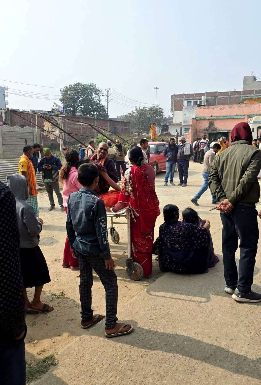 दो बाइकों की आमने-सामने टक्कर में किशोर की मौत, तीन  की हालत गंभीर