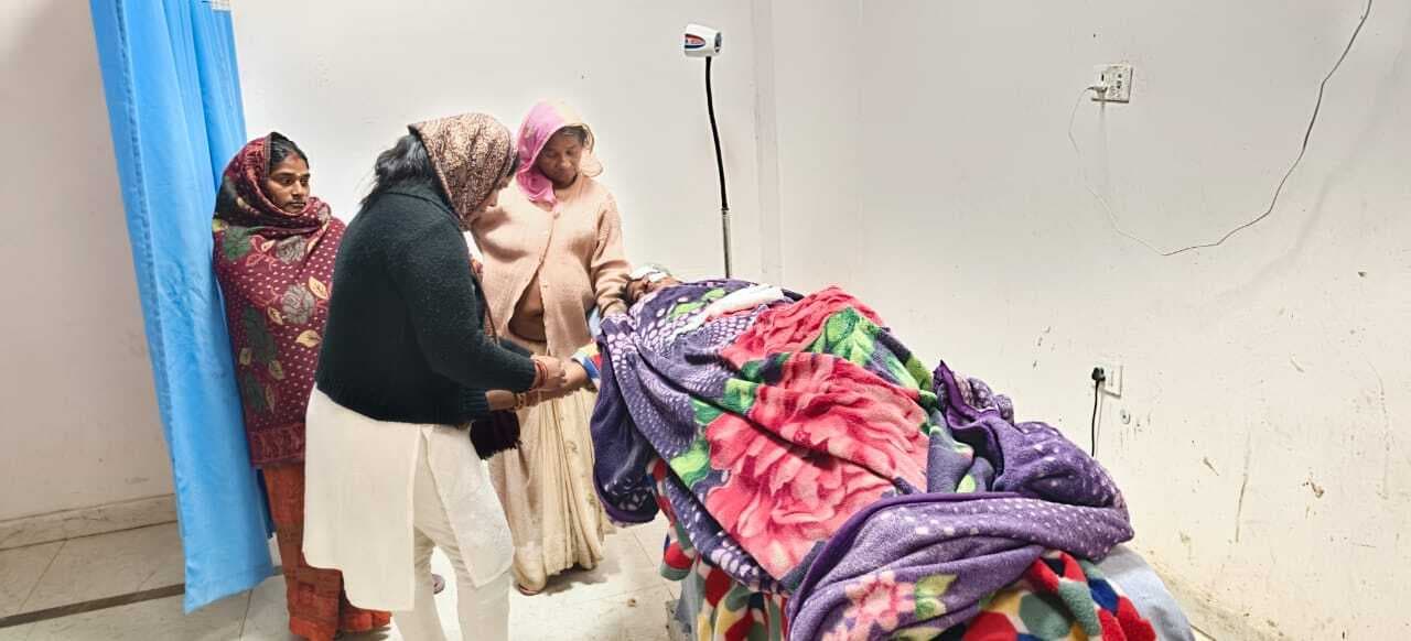 Madhubani News : अनियंत्रित ऑटो पलटने से छह माह की बच्ची की मौत, मां जख्मी