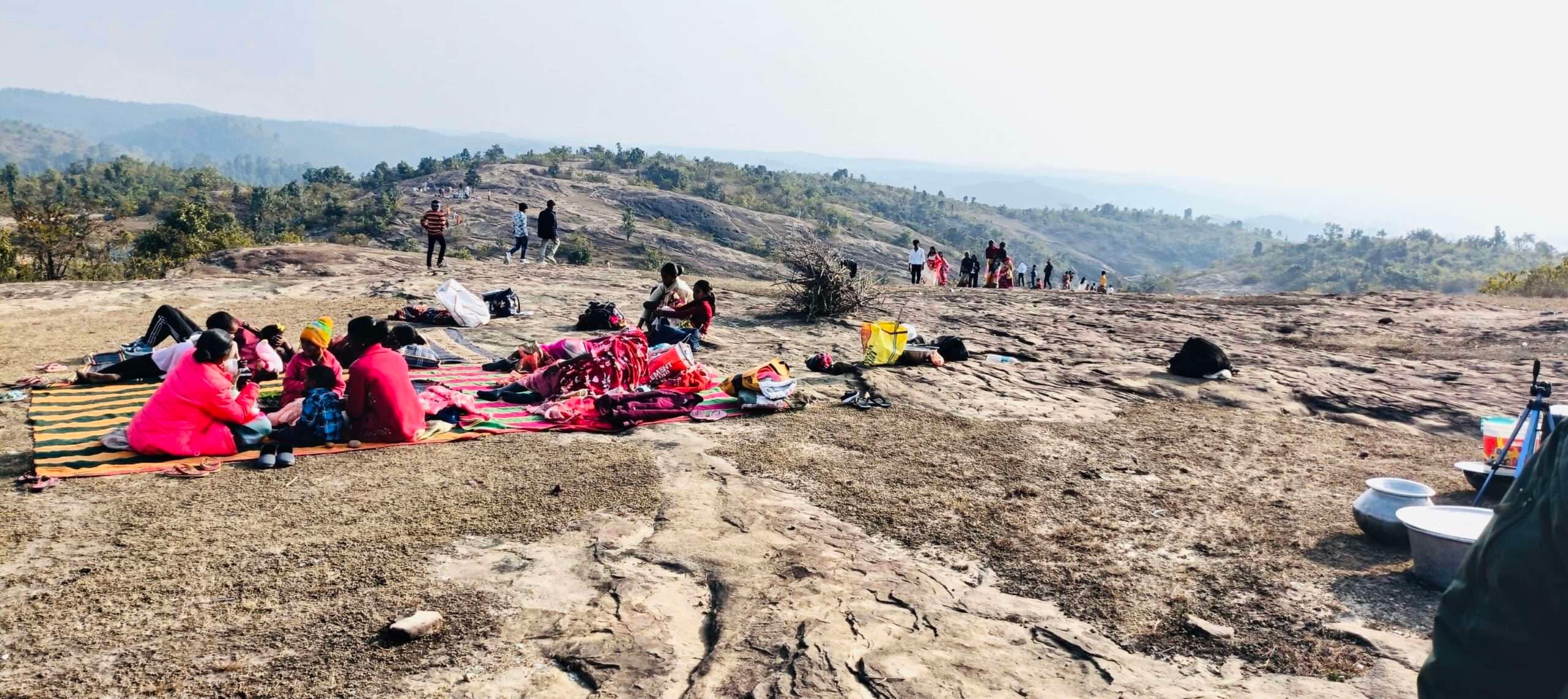 Giridih News :नववर्ष पर गुलजार रहे तिसरी के पिकनिक स्पॉट