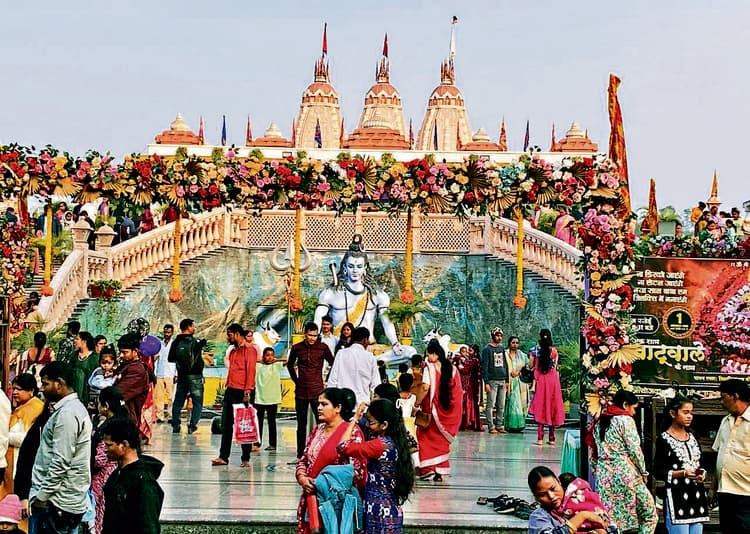 Rourkela News: देवी-देवताओं का लिया आशीर्वाद, मांगी सुख-समृद्धि