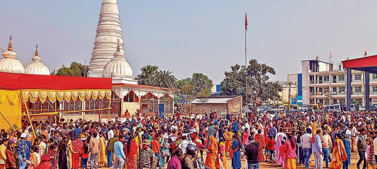 East Singhbhum News : नववर्ष पर माता वैष्णो देवी धाम में उमड़ा श्रद्धालुओं का सैलाब