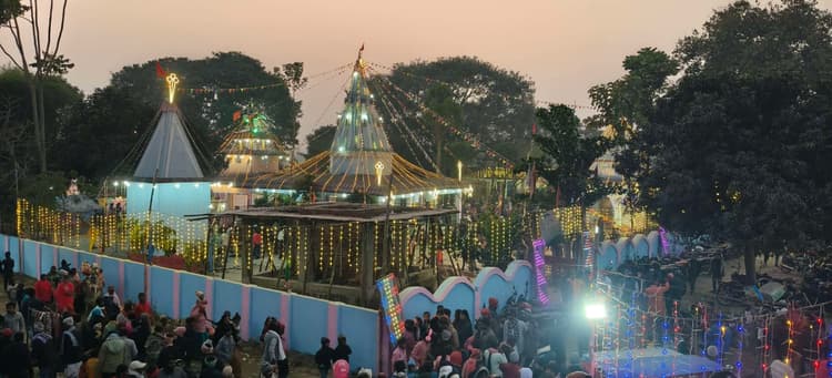 मेले में दंगल प्रतियोगिता बना है आकर्षण का केंद्र