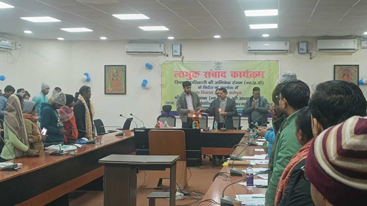 निर्धारित लक्ष्यों को शीघ्र करें पूर्ण - डीडीसी