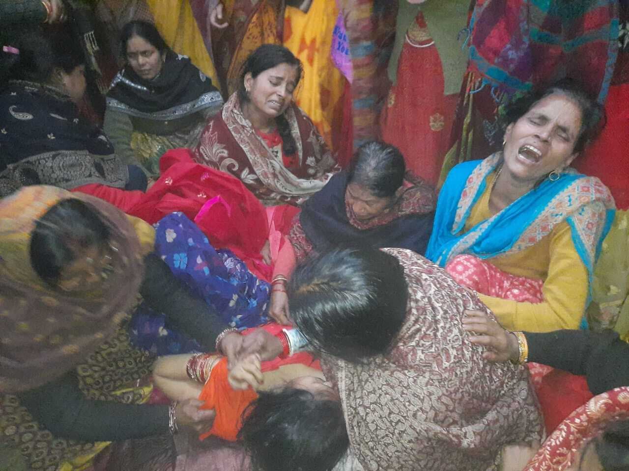 सड़क हादसे में घायल महिला की मौत