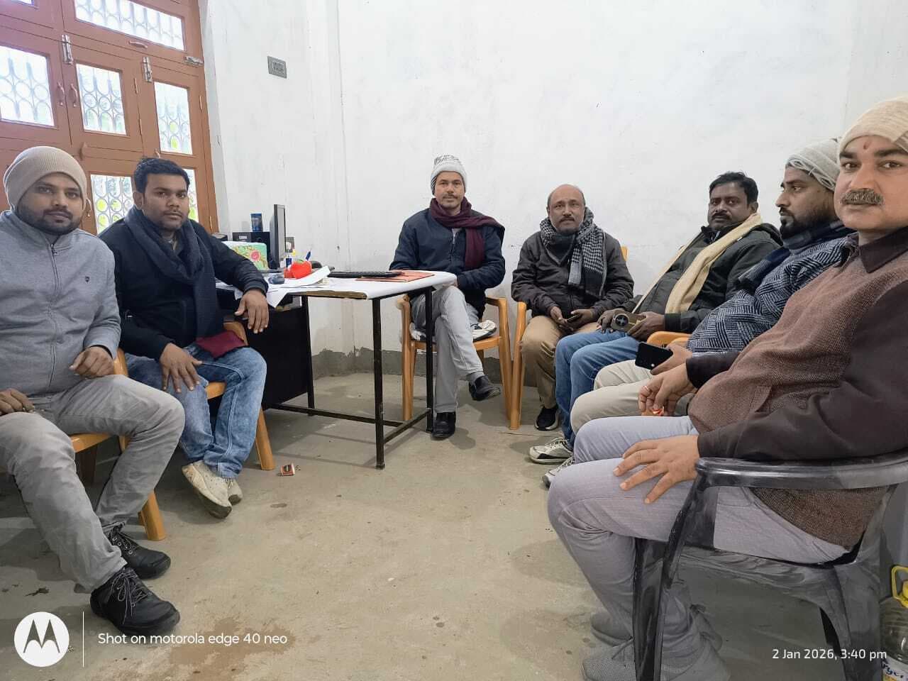 Samastipur News:शिक्षकों की बैठक में अल्प वेतन मिलने पर हुई चर्चा