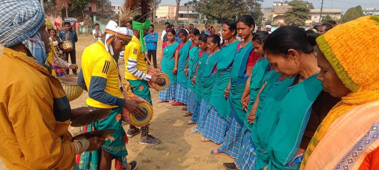 ग्राम प्रधान मांझी संगठन ने मनाया आतांग दाराम सोहराय पर्व