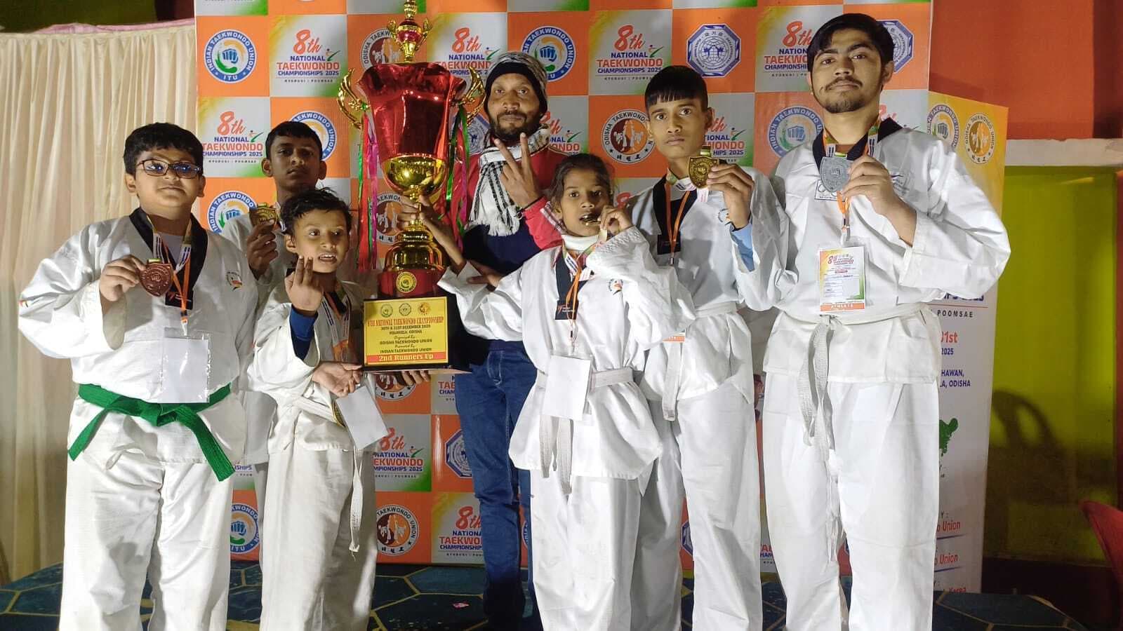 जामताड़ा के ताइक्वांडो खिलाड़ियों ने ओडिशा में जीता पदक