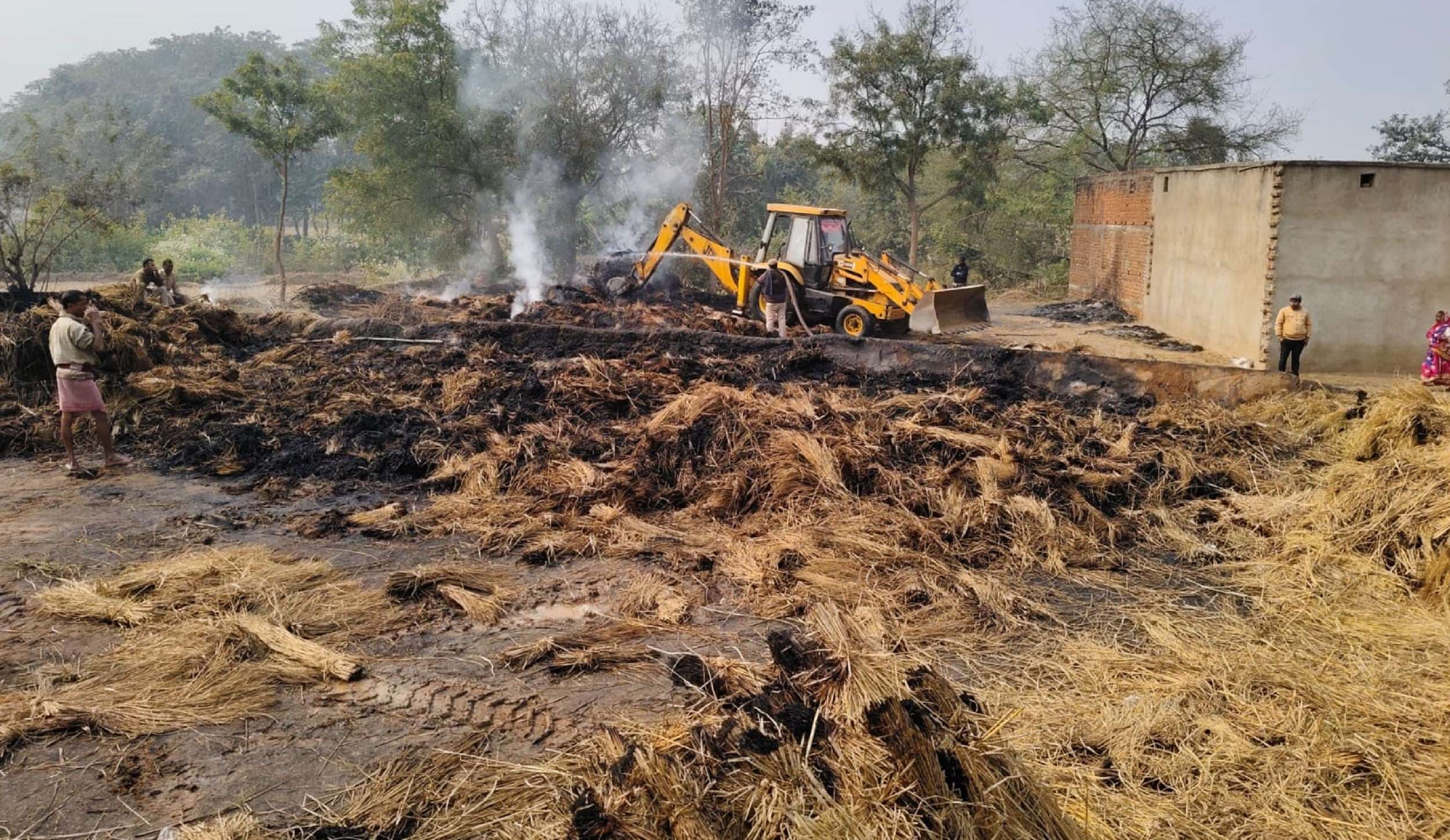 Bokaro News : खलिहान में लगी आग, 13 घंटे बाद पाया गया काबू