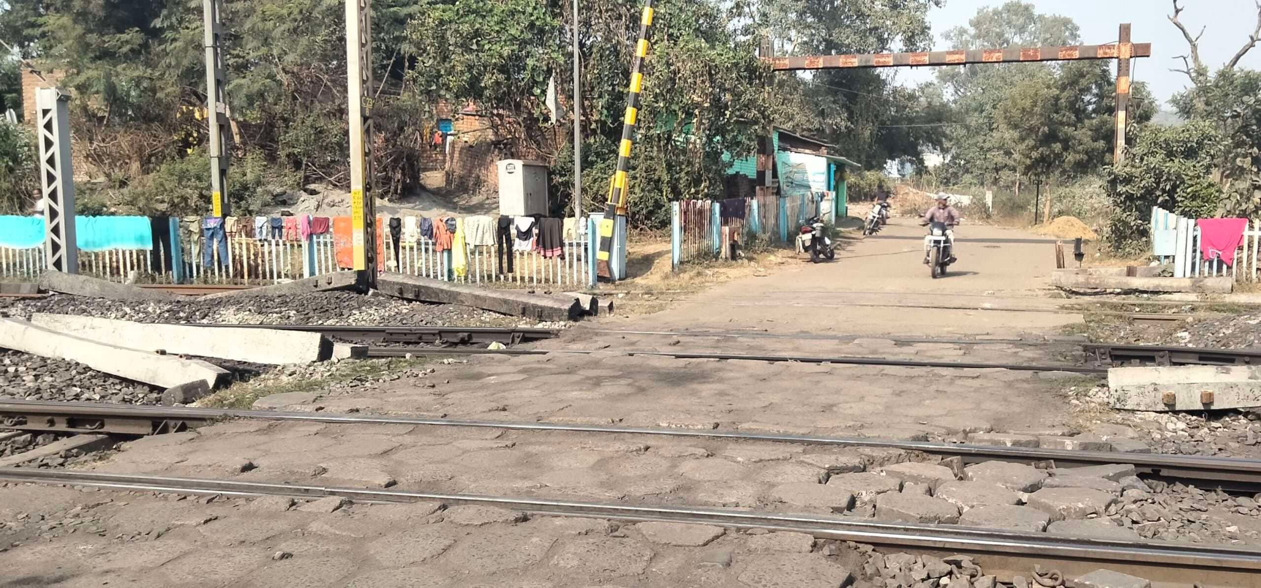 Bokaro News : बंद अंडरपास निर्माण कार्य जल्द शुरू कराने की मांग