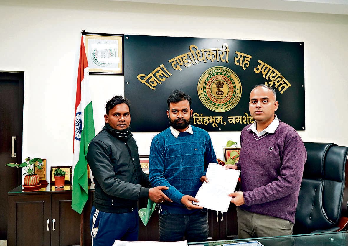 East Singhbhum News : पटमदा मॉडल स्कूल नये भवन में शिफ्ट हो