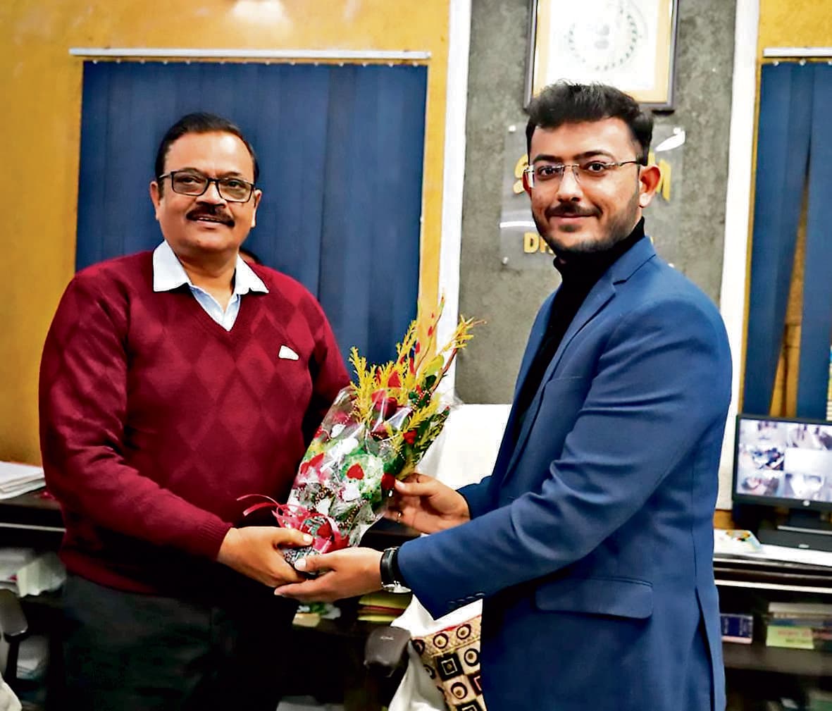 Jamshedpur News : सात माह बाद धालभूम को मिला अर्णव मिश्रा के रूप में स्थायी एसडीओ