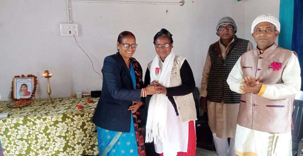 ग्रामोदय चेतना केंद्र में सावित्रीबाई फुले की जयंती मनी