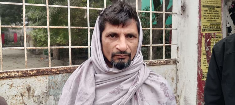 सर्वर डाउन, सिस्टम फेल : कड़ाके की ठंड में सरकारी कागज बनवाना बना संघर्ष