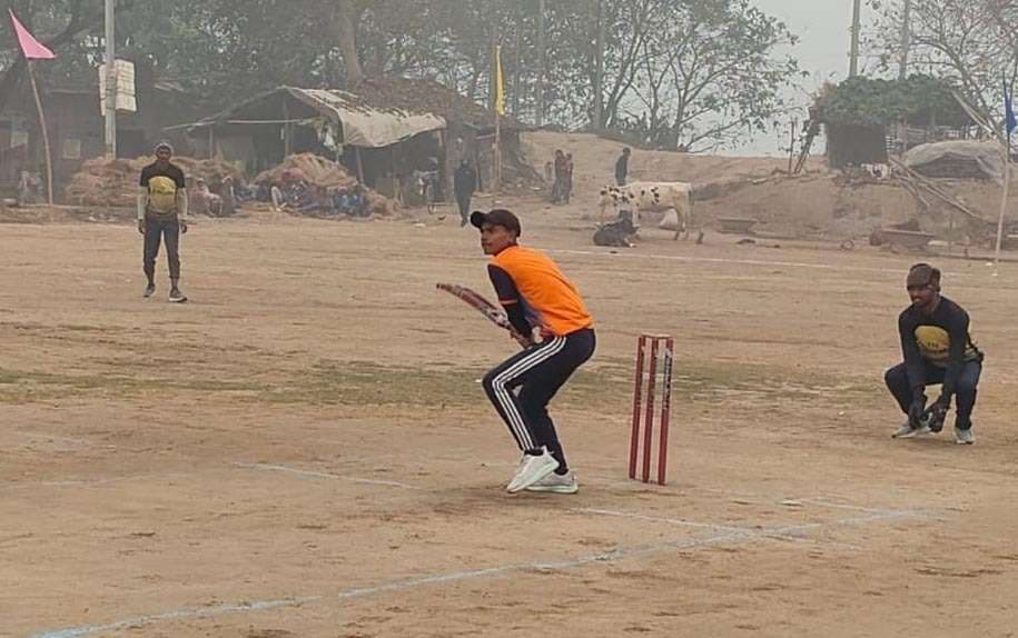 क्रिकेट मैच में सुंदरपुर ने भिड़हा को हराया